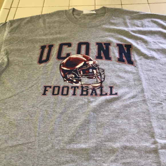 UCONN FOOTBALL!!!!! Sports - Picture 1 of 1